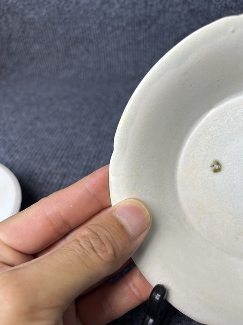 古玩陶瓷青白釉花口盤拍賣，當(dāng)前價(jià)格888元