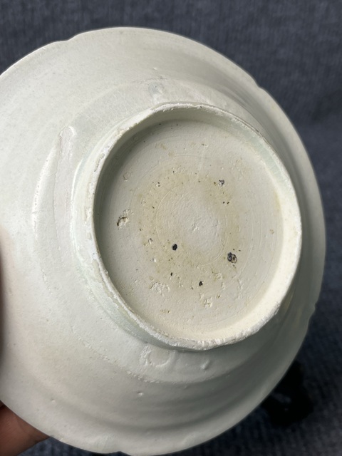 古玩陶瓷青白釉花口盤拍賣，當(dāng)前價(jià)格888元