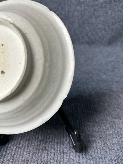 古玩陶瓷青白釉花口盤拍賣，當(dāng)前價(jià)格888元