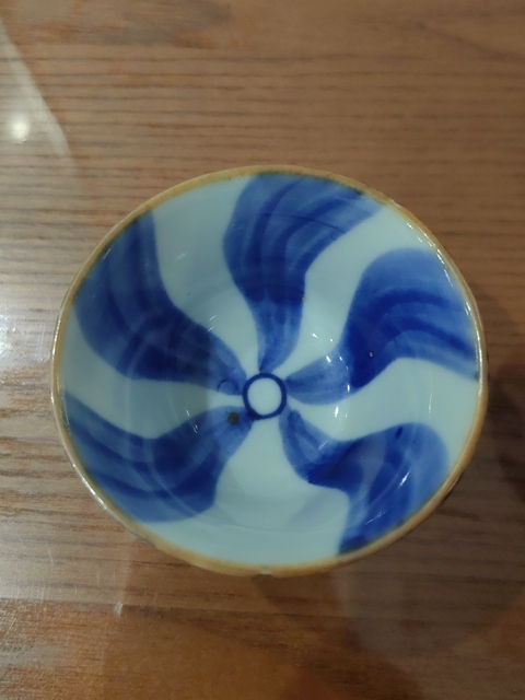 古玩陶瓷青花花卉紋杯真品鑒賞圖