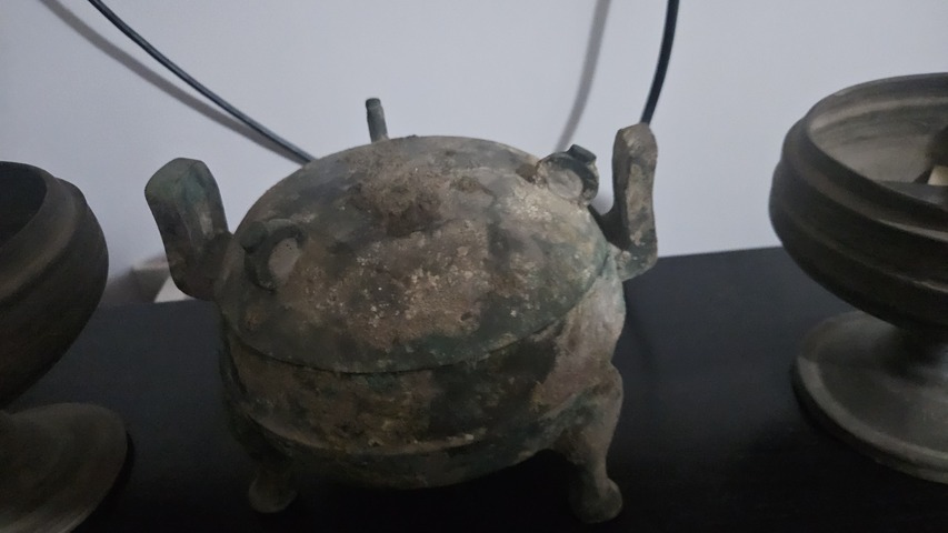 古玩銅器銅鼎真品鑒賞圖
