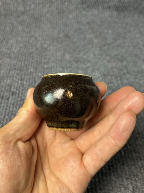 古玩陶瓷黑釉小罐真品鑒賞圖