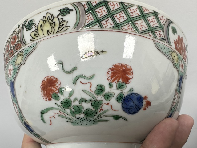 古玩陶瓷五彩碗真品鑒賞圖