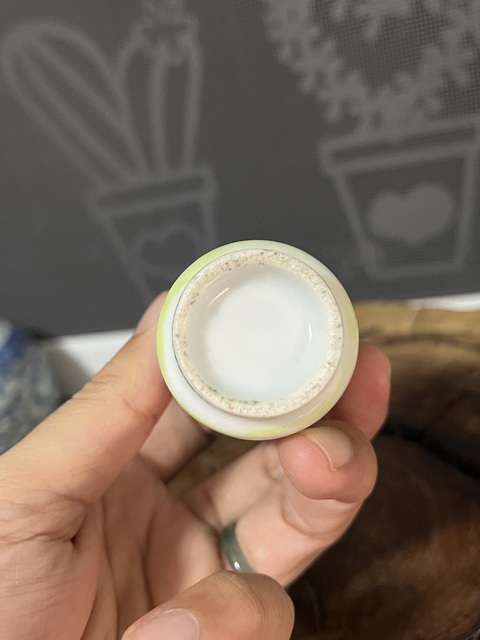 古玩陶瓷仕女紋粉彩瓶真品鑒賞圖