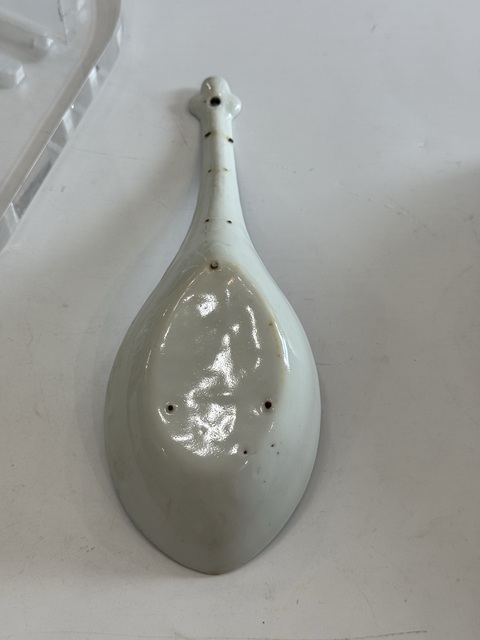 古玩陶瓷晚清洋藍料青花花卉紋調羹勺拍賣,當前價格528元