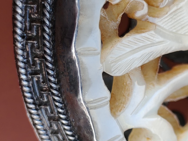 古玩玉器和田玉雕“喜上眉騷”佩真品鑒賞圖