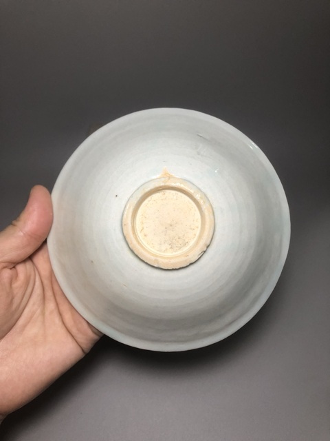 古玩陶瓷宋,青白釉花卉紋斗笠碗拍賣,當前價格4000元