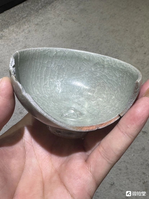 古玩陶瓷龍泉仿官茶盞真品鑒賞圖