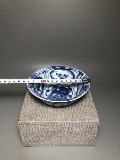 古玩陶瓷青花獸面紋折沿盤真品鑒賞圖