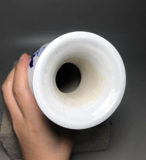 古玩陶瓷花卉紋青花花觚真品鑒賞圖