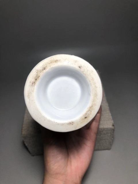 古玩陶瓷花卉紋青花花觚真品鑒賞圖