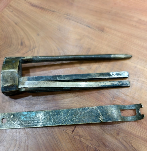 古玩銅器銅鎖真品鑒賞圖