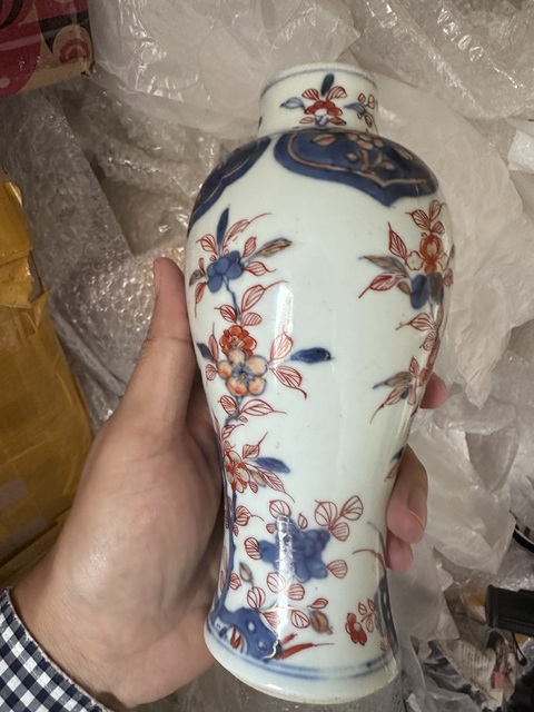 古玩陶瓷青花礬紅花卉紋雞腿瓶拍賣，當前價格2500元