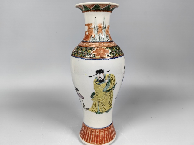 古玩陶瓷晚清粉彩加官進爵人物故事紋觀音瓶真品鑒賞圖