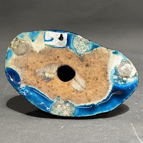 古玩陶瓷孔雀藍釉羅漢塑像真品鑒賞圖