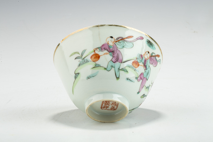 古玩陶瓷清晚·粉彩麒麟送子紋蓋碗真品鑒賞圖