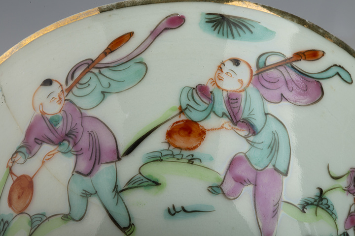 古玩陶瓷清晚·粉彩麒麟送子紋蓋碗真品鑒賞圖