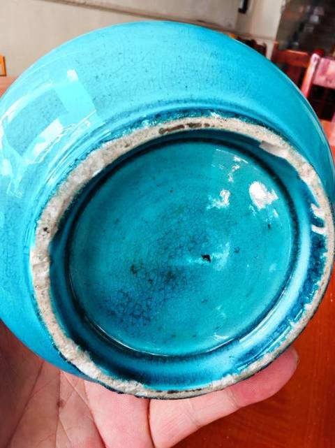 古玩陶瓷孔雀藍釉長頸瓶真品鑒賞圖