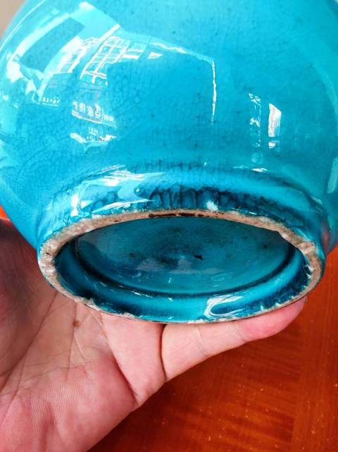 古玩陶瓷孔雀藍釉長頸瓶真品鑒賞圖