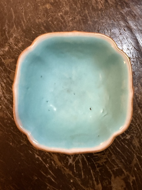 古玩陶瓷龍紋粉彩四方倭角碗真品鑒賞圖