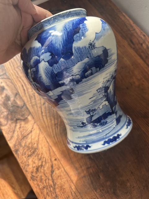 古玩陶瓷人物山水紋青花鳳尾尊標本真品鑒賞圖