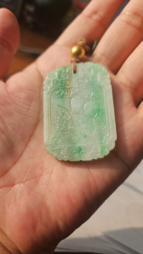 古玩玉器翡翠雕“瓜瓞綿綿”牌真品鑒賞圖