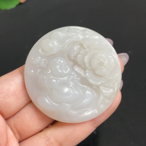 古玩玉器19天然和田玉雕刻佛公題材掛件  配證書拍賣，當前價格580元