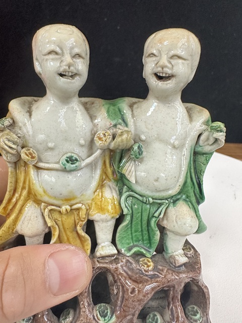 古玩陶瓷素三彩和合二仙人物瓷像拍賣，當前價格6880元
