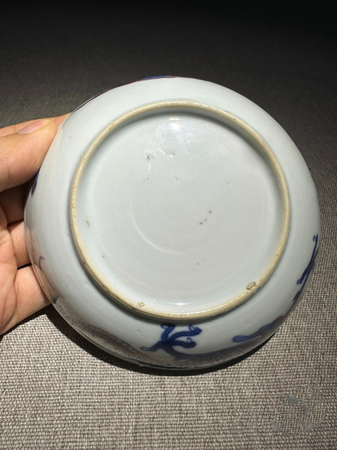 古玩陶瓷青花礬紅龍紋杯碟真品鑒賞圖