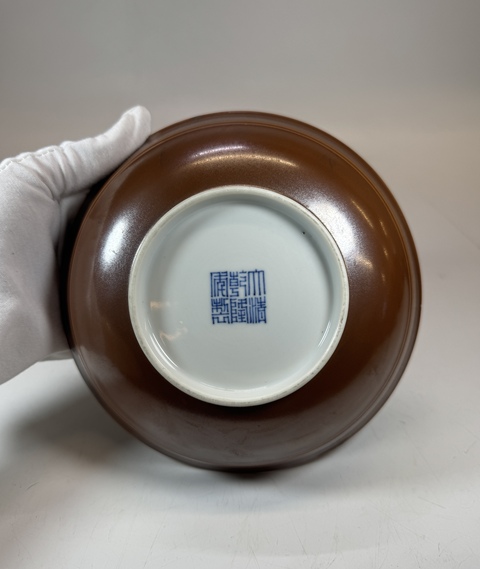 古玩陶瓷紫金釉弦紋碗真品鑒賞圖