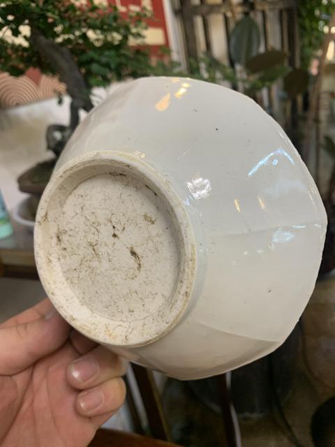 古玩陶瓷白釉八方盤拍賣，當前價格1800元