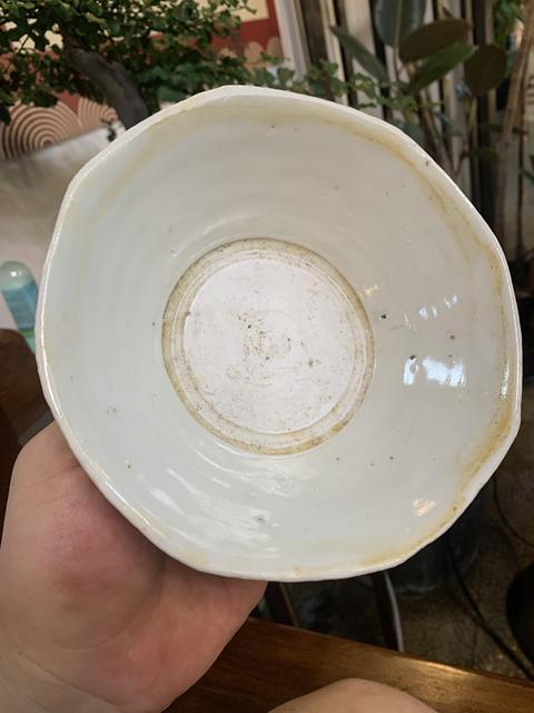 古玩陶瓷白釉八方盤拍賣，當前價格1800元