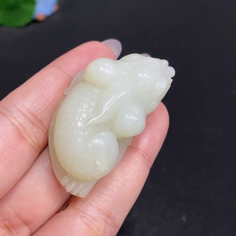 古玩玉器和田玉掛件真品鑒賞圖