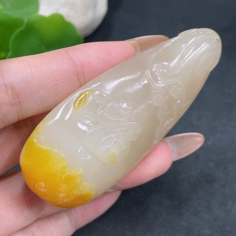 古玩玉器天然和田玉掛件真品鑒賞圖