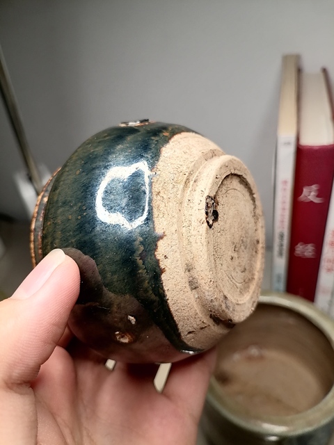 古玩陶瓷窯變黑釉茶入真品鑒賞圖