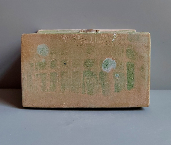 古玩陶瓷明代三彩百寶箱拍賣,當前價格38元