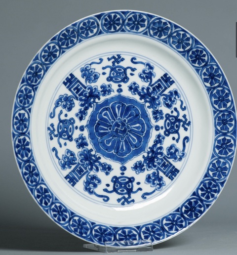 古玩陶瓷青花盤真品鑒賞圖