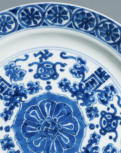 古玩陶瓷青花盤真品鑒賞圖