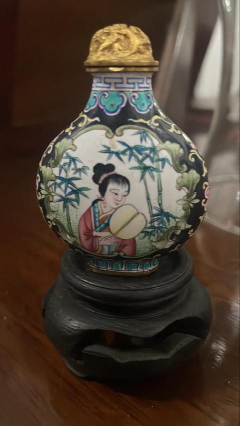 古玩陶瓷銅胎琺瑯彩鼻煙壺真品鑒賞圖