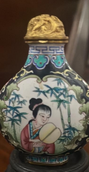 古玩陶瓷銅胎琺瑯彩鼻煙壺真品鑒賞圖