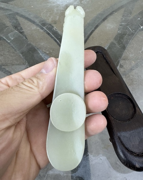 古玩玉器和田玉雕“蒼龍教子”帶鉤真品鑒賞圖