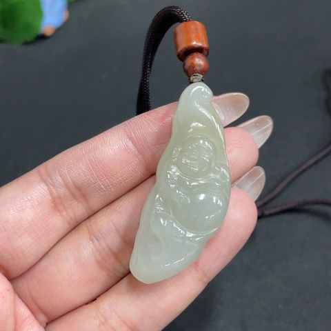 古玩玉器13號天然和田玉佛公掛件 配證書拍賣,當(dāng)前價格398元