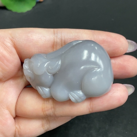 古玩玉器天然和田玉雕刻瑞獸題材把件真品鑒賞圖