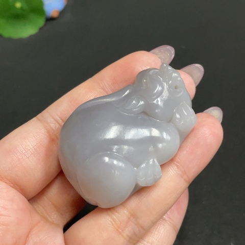 古玩玉器天然和田玉雕刻瑞獸題材把件真品鑒賞圖