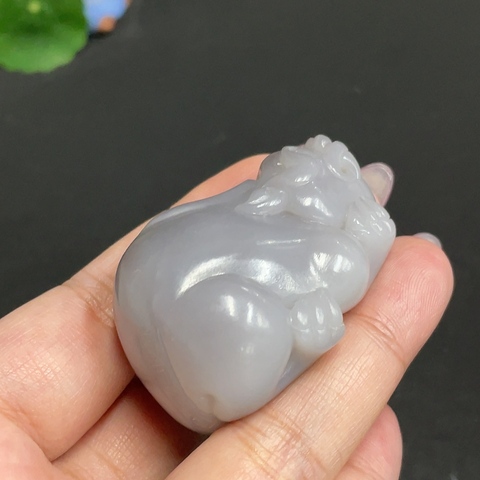 古玩玉器天然和田玉雕刻瑞獸題材把件真品鑒賞圖