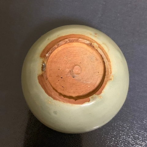 古玩陶瓷龍泉窯臥足杯真品鑒賞圖