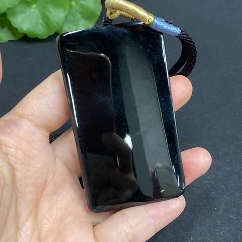 古玩玉器235天然和田玉黑墨玉無事牌 配證書拍賣,當前價格488元