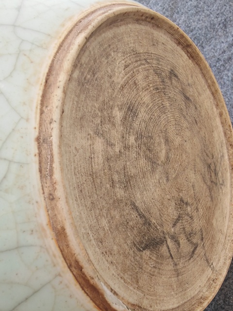 古玩陶瓷哥釉水呈真品鑒賞圖