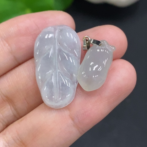 古玩玉器236天然翡翠掛件兩件一手走拍賣,當(dāng)前價(jià)格298元