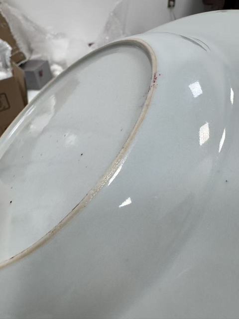 古玩陶瓷粉彩花卉紋盤真品鑒賞圖